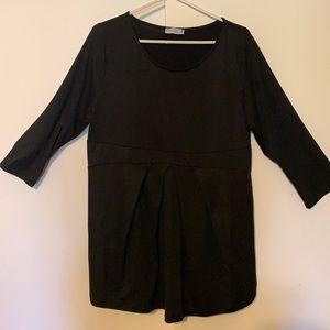 LaClef 3/4 Sleeve Front Pleat Peplum Maternity Top